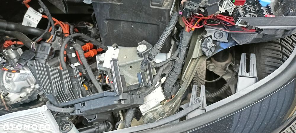 Ford Explorer Elektromotor mit Standard Range RWD 52kWh Style - 6