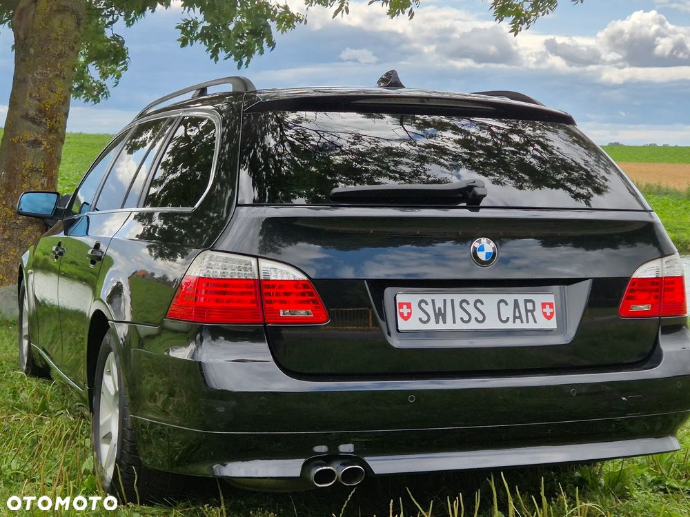 BMW Seria 5 525d Edition Exclusive - 3