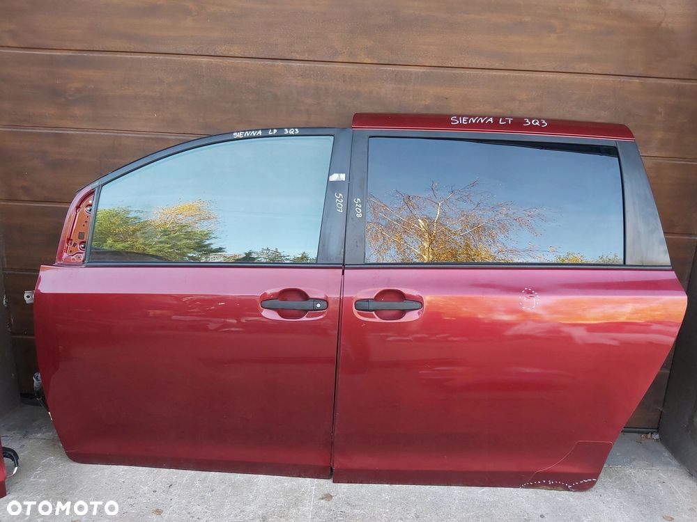 TOYOTA SIENNA Drzwi lewy przód lewe przednie - 1