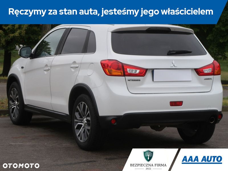 Mitsubishi ASX - 5