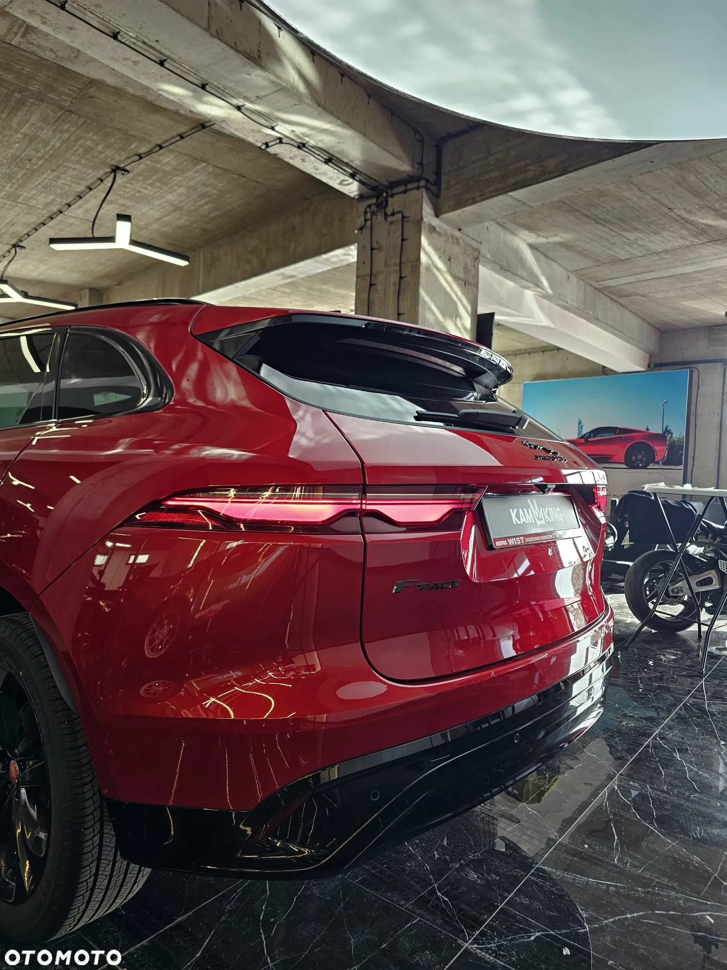 Jaguar F-Pace P250 AWD R-Dynamic S - 5
