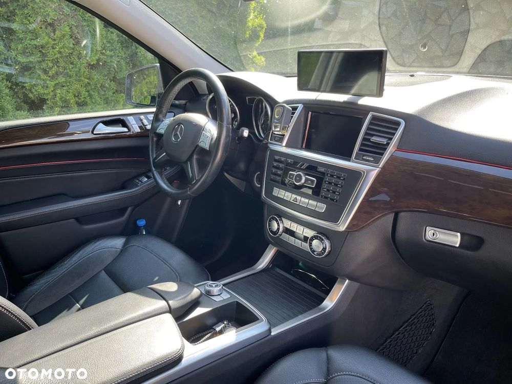 Mercedes-Benz ML - 31