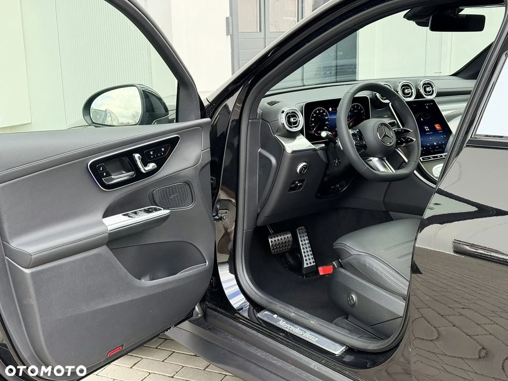 Mercedes-Benz GLC - 16