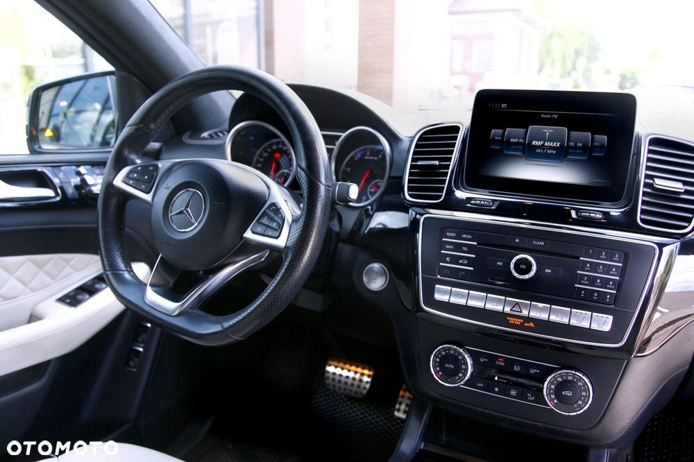 Mercedes-Benz GLE AMG 43 4Matic 9G-TRONIC AMG Line - 15