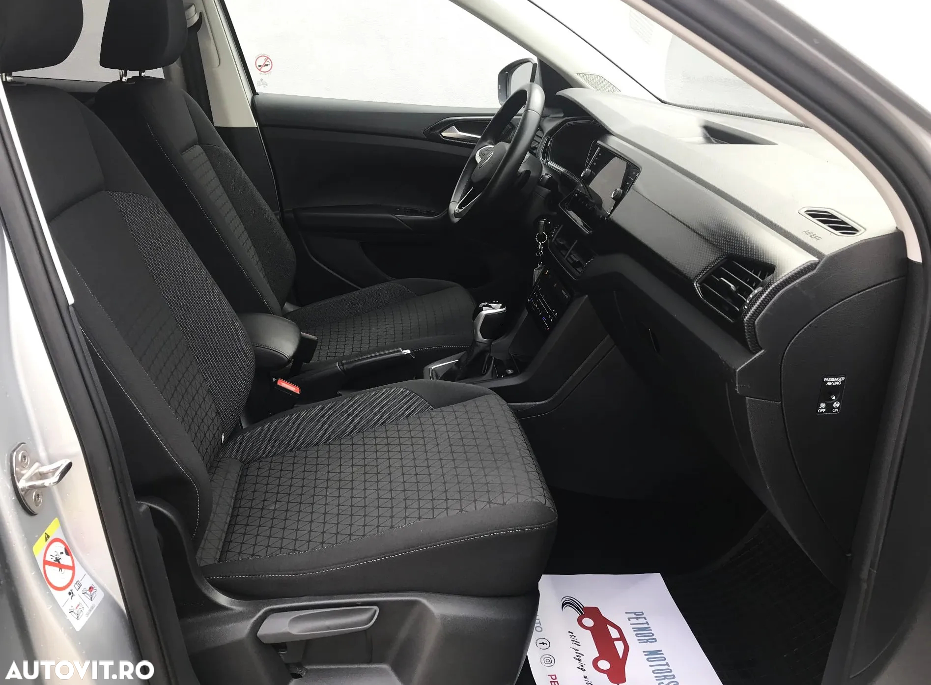Volkswagen T-Cross 1.0 TSI DSG Life - 16