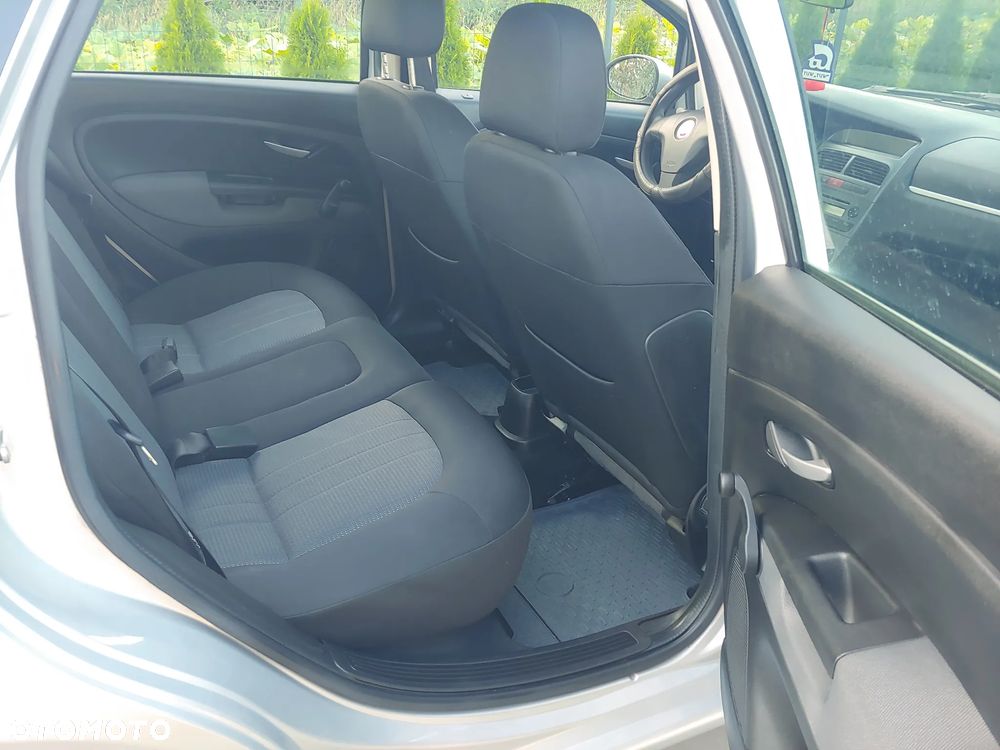 Fiat Linea 1.4 8V Active - 13