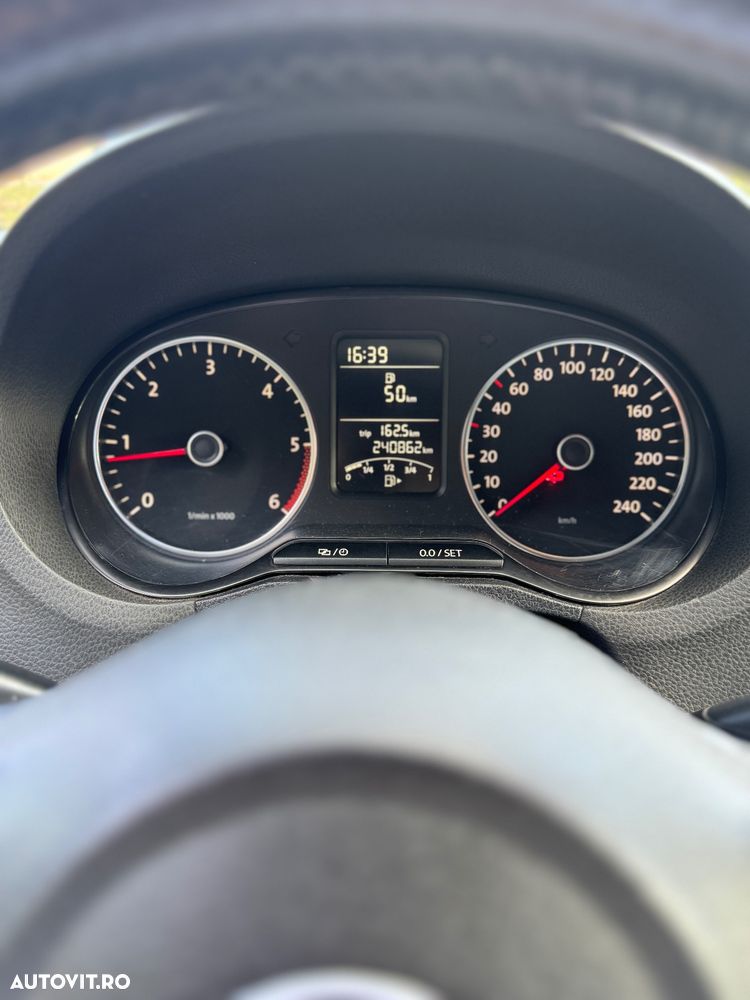 Volkswagen Polo 1.6 TDI CR DPF Highline - 12