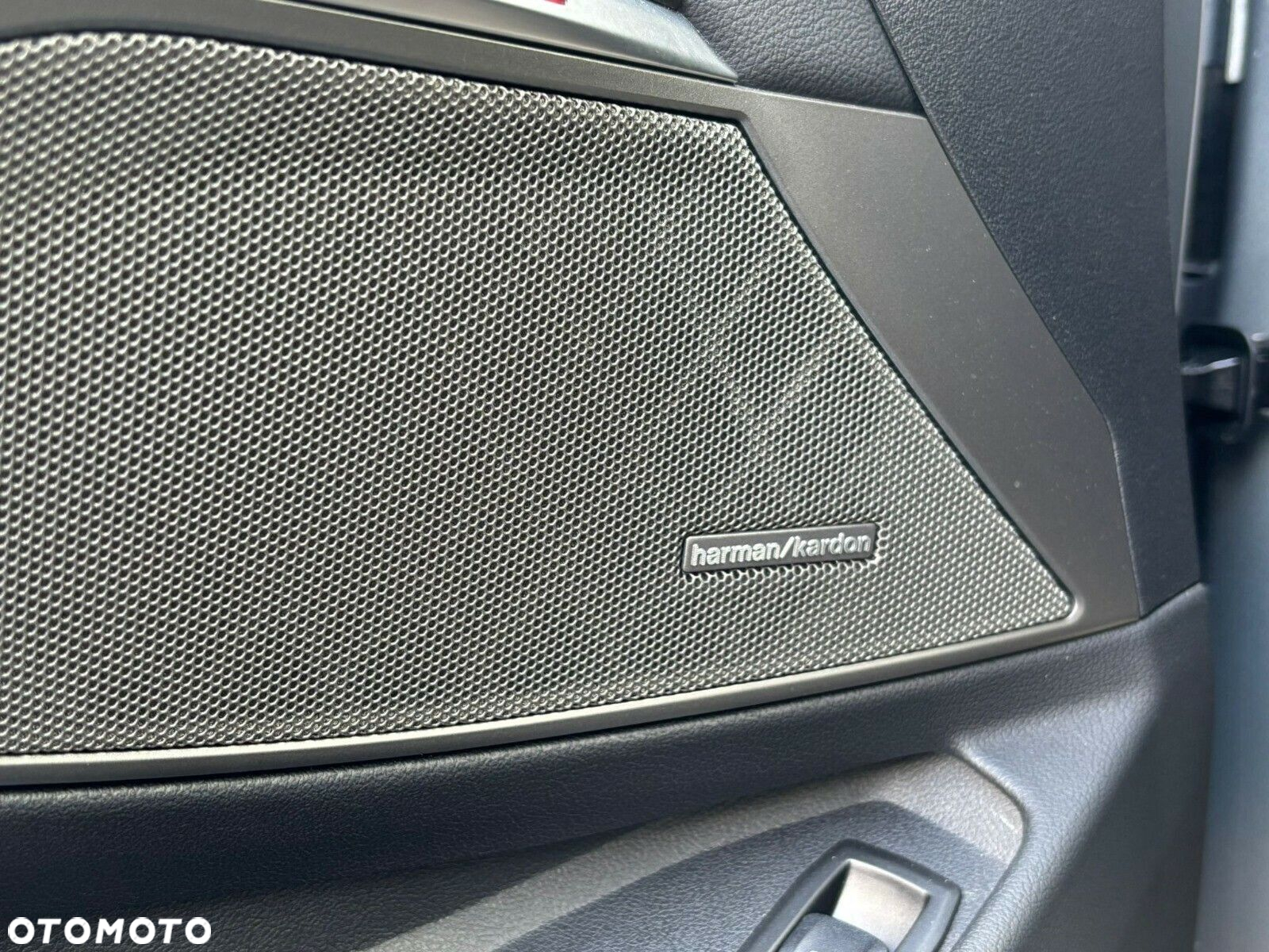 BMW Seria 3 - 32
