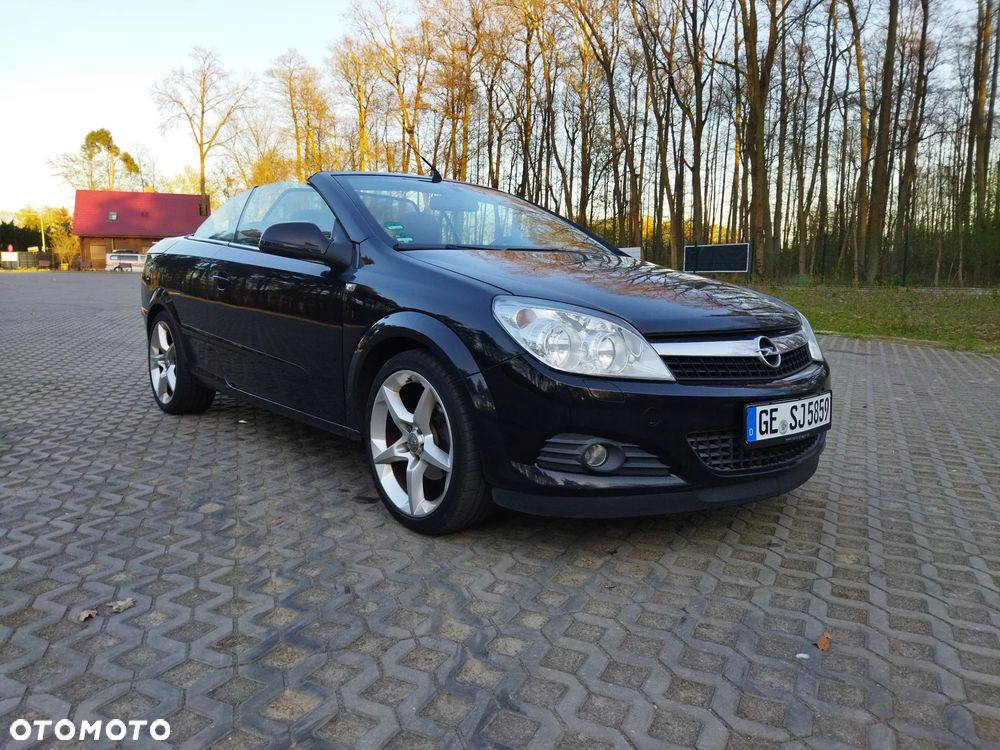 Opel Astra 1.8 Edition 111 Jahre - 15