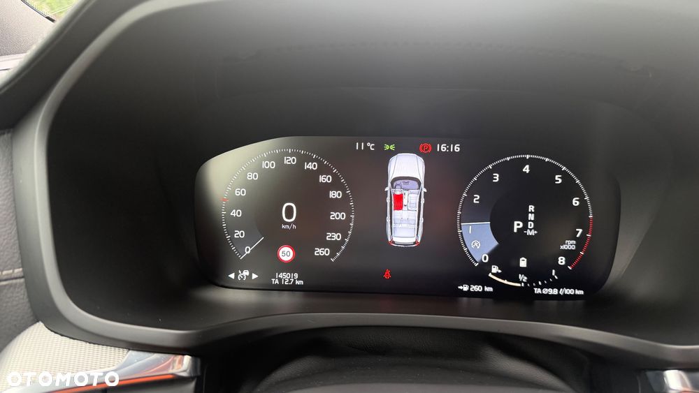 Volvo V60 B5 B AWD R-Design - 12