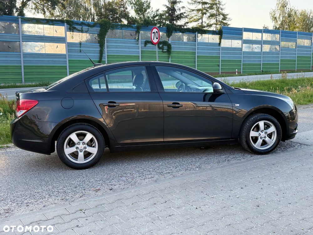 Chevrolet Cruze 1.8 LS MY11 - 20