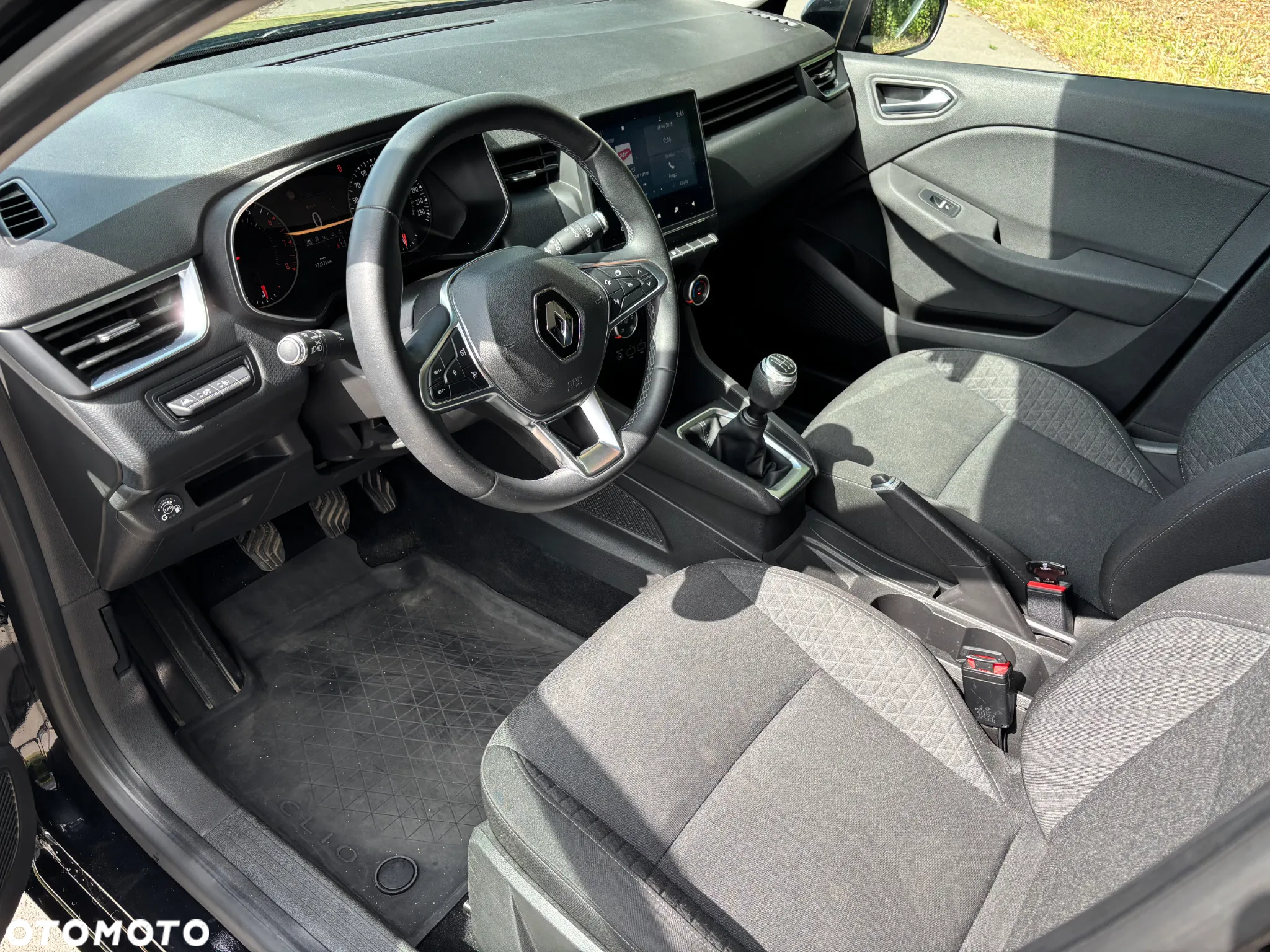 Renault Clio 1.0 TCe Zen - 10