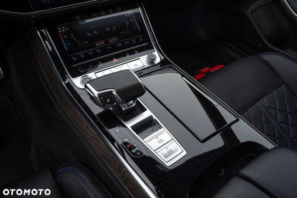 Audi A8 - 33