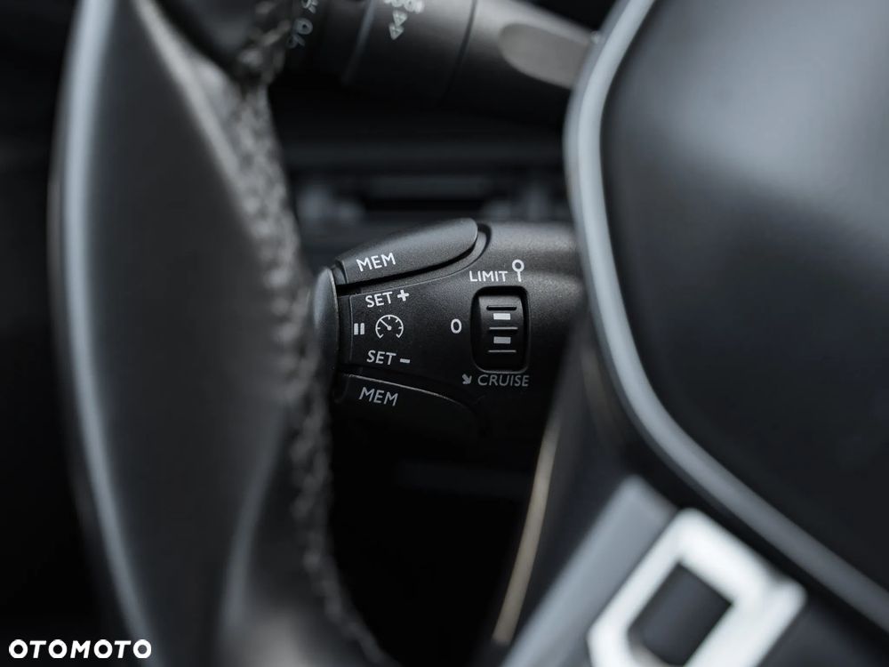 Peugeot 5008 1.5 BlueHDi Allure Pack S&S - 25