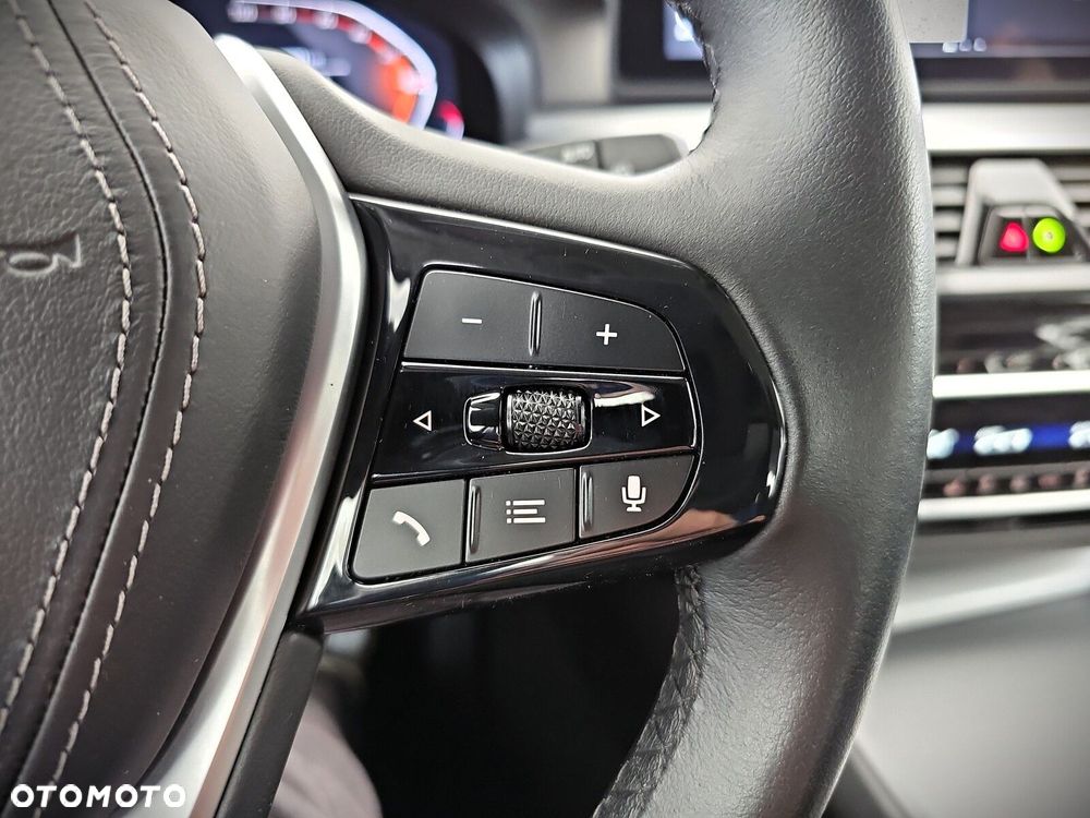 BMW Seria 5 - 21