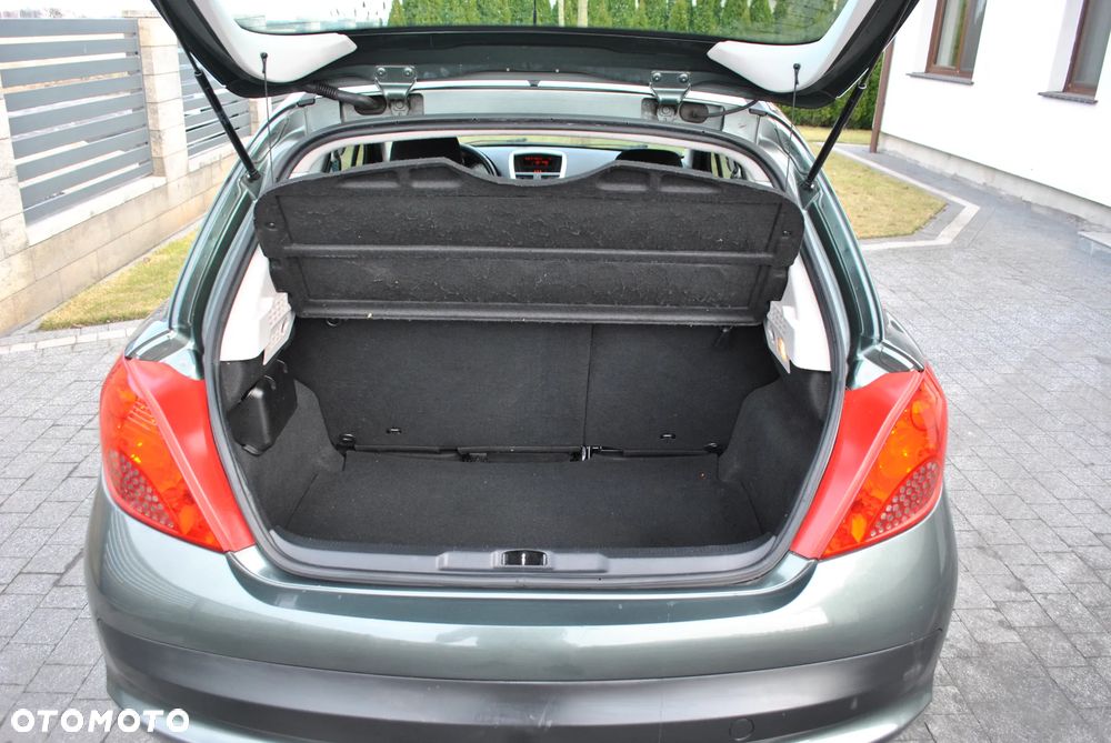 Peugeot 207 1.4 16V U Move - 16