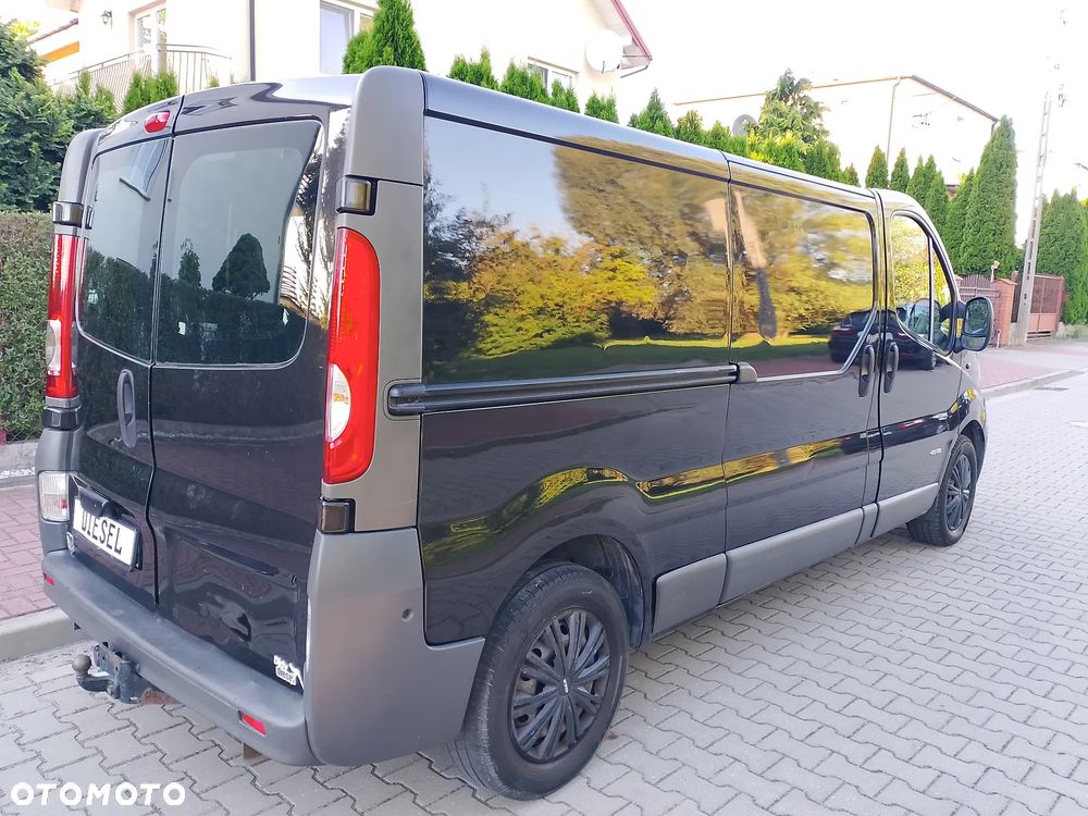 Renault TRAFIC - 10
