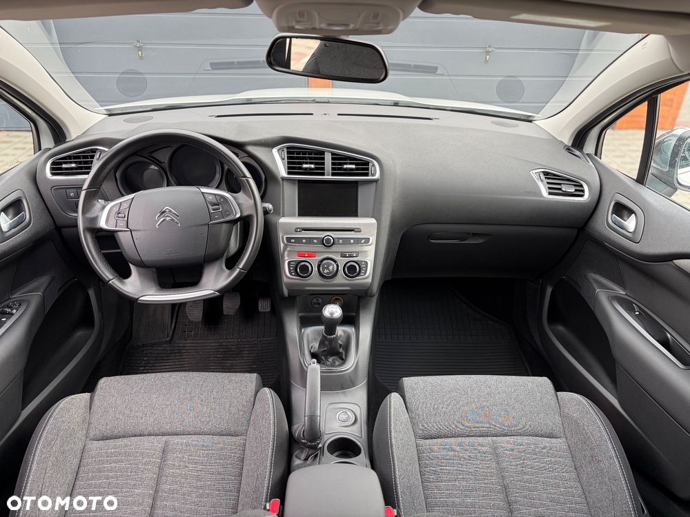 Citroën C4 PureTech 130 Stop & Start Attraction - 27