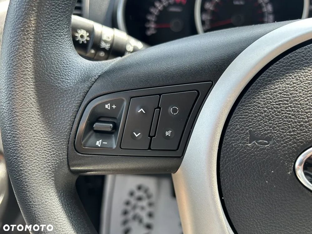 Kia Venga - 22