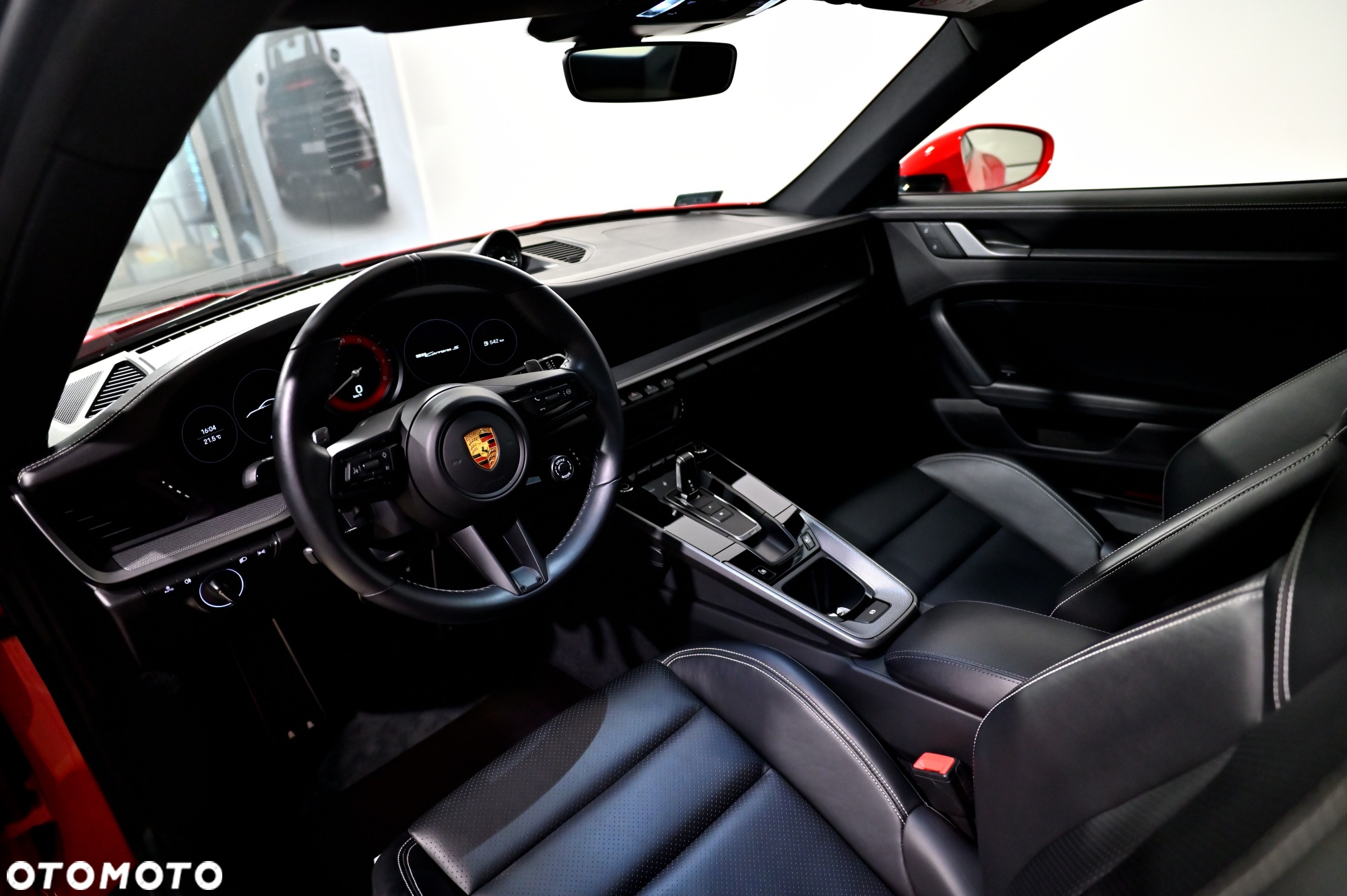 Porsche 911 Carrera S - 8