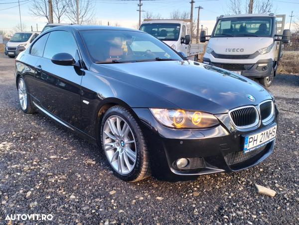 BMW Seria 3 320d Coupe Aut.