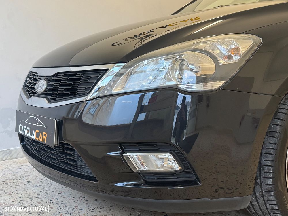 Kia Ceed SW 1.6 CRDi TX - 2