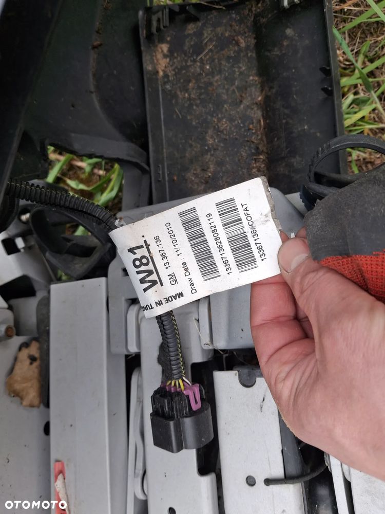 Bagaznik na rowery Opel Meriva B z Niemiec - 7