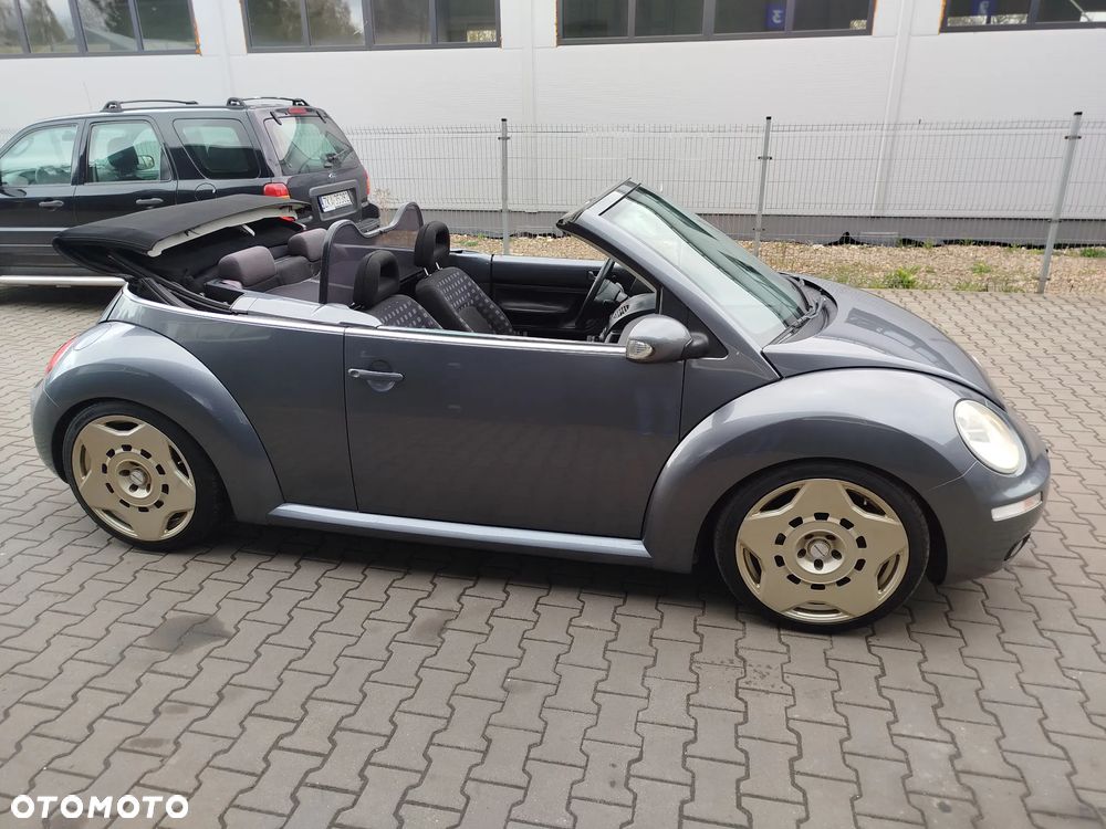 Volkswagen New Beetle - 6