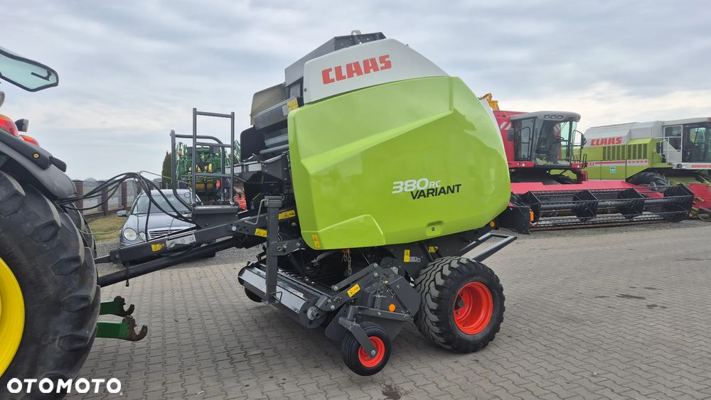 Claas VARIANT 380RC 2015R - 1