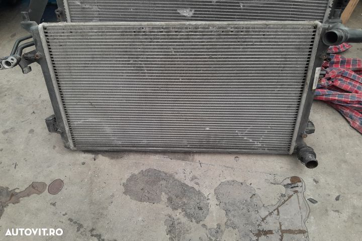 Radiator apa racire motor 1K0121251BR Volkswagen VW Golf 5 [2003 - 20 - 2