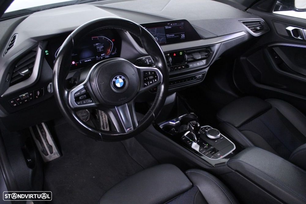 BMW 116 d Pack Desportivo M Auto - 35