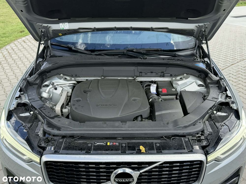 Volvo XC 60 D4 AWD Geartronic RDesign - 18