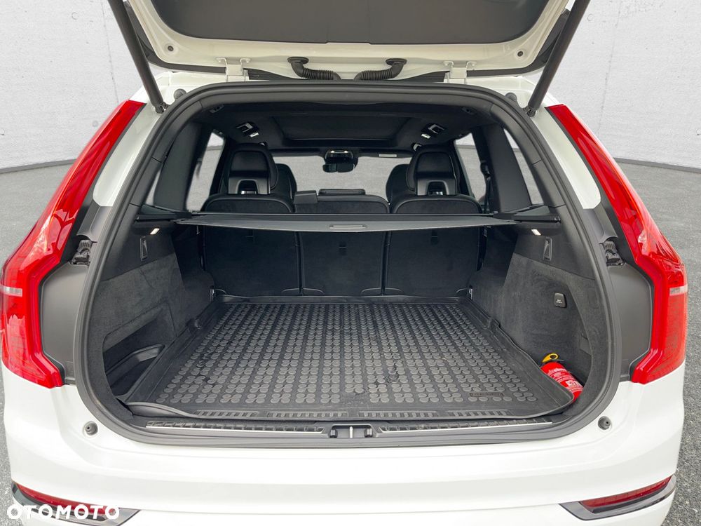 Volvo XC 90 - 23