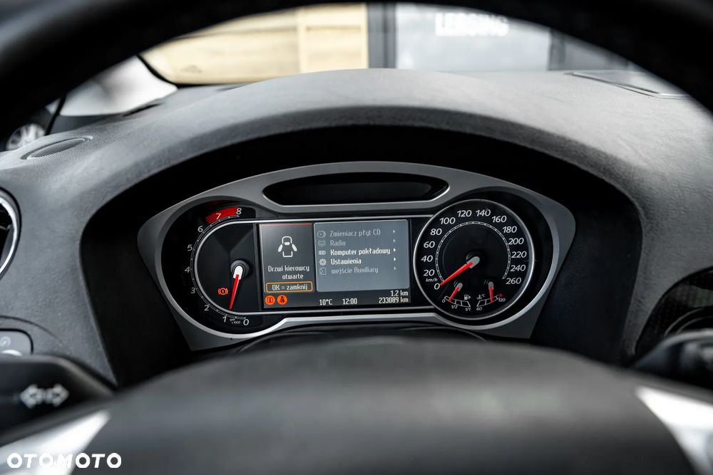 Ford S-Max 2.5 Titanium - 31