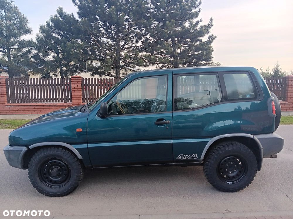 Nissan Terrano - 12