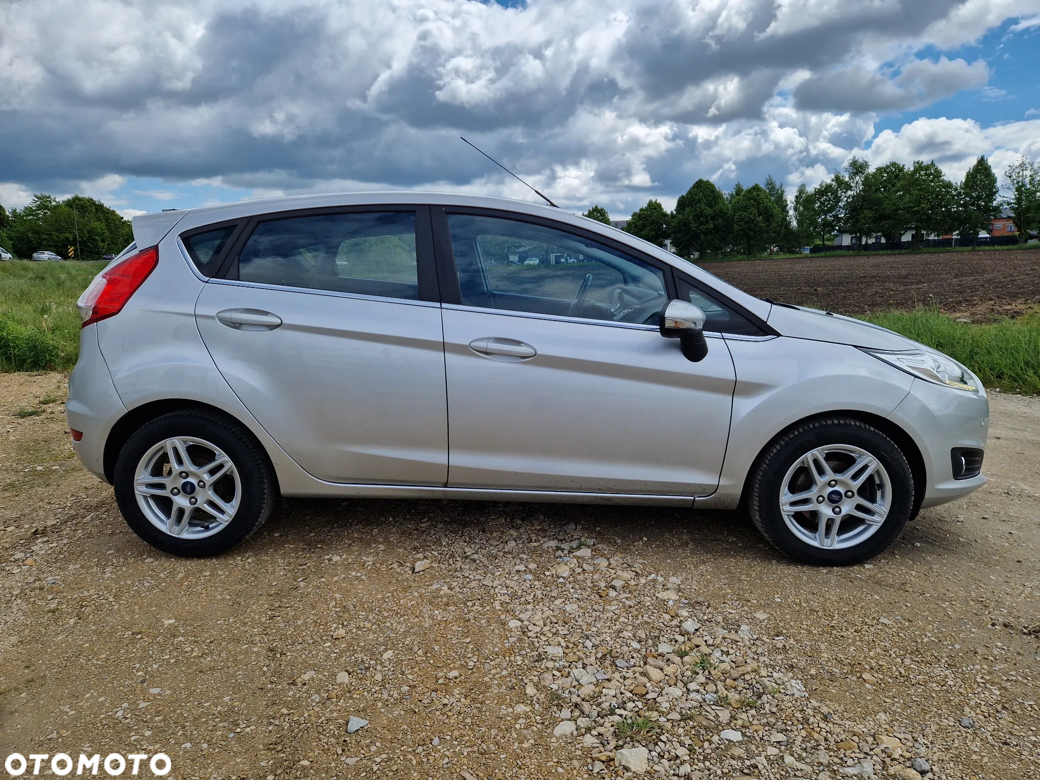 Ford Fiesta 1.0 EcoBoost Titanium - 4