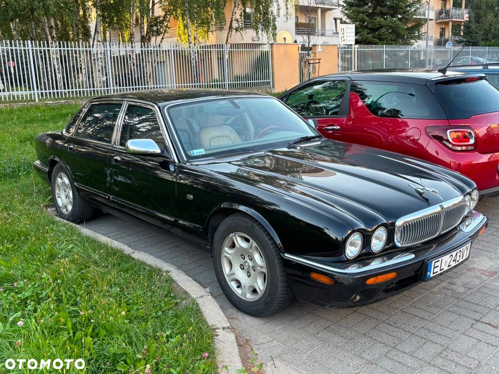 Jaguar XJ - 2