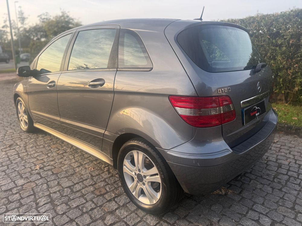 Mercedes-Benz B 180 CDi - 7