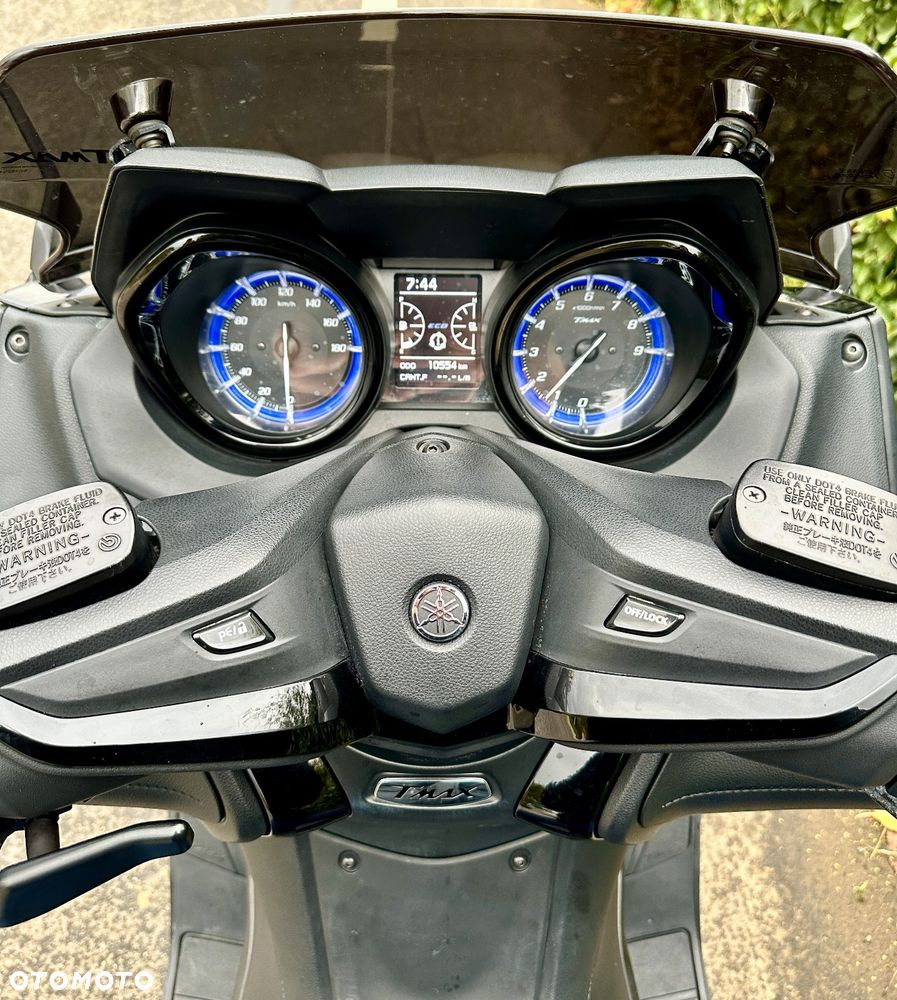 Yamaha Tmax - 13
