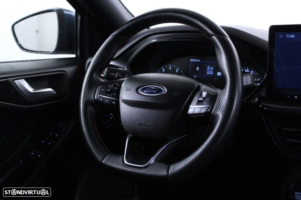 Ford Focus 1.0 EcoBoost MHEV ST-Line - 16