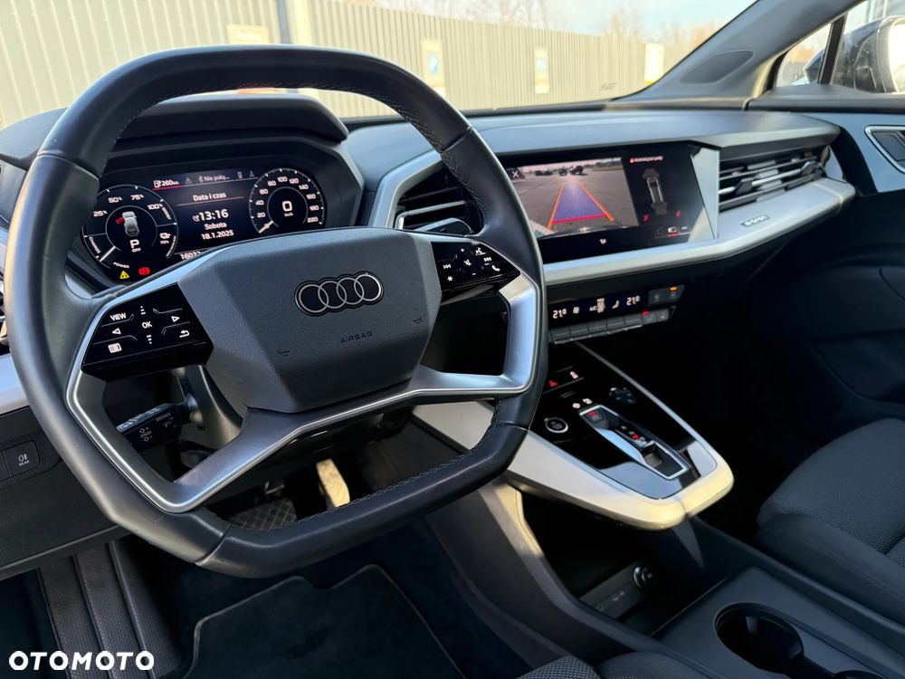 Audi Q4 e-tron 50 quattro - 10