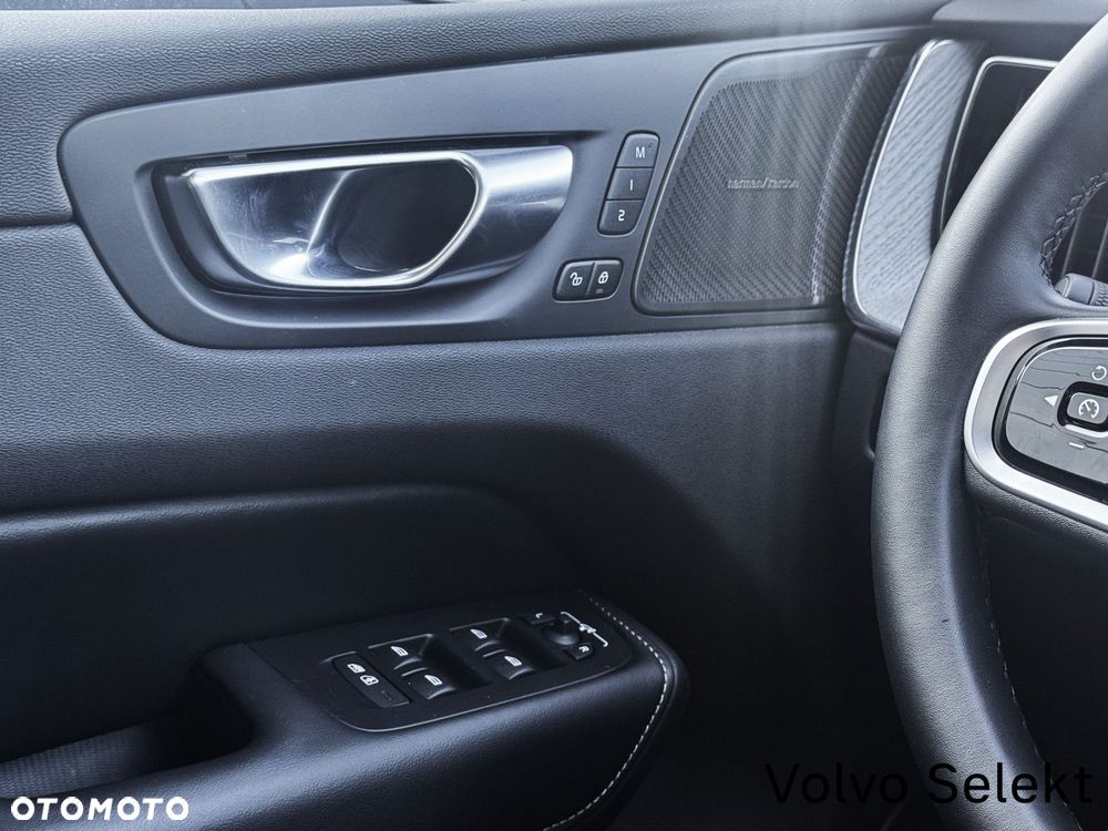 Volvo XC 60 - 35