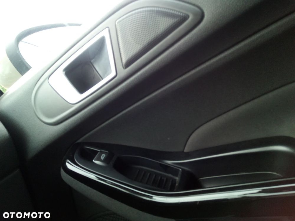 Ford Fiesta 1.0 EcoBoost S&S ACTIVE PLUS - 4