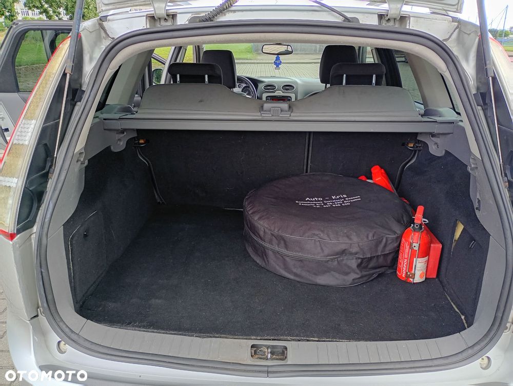 Ford Focus - 8