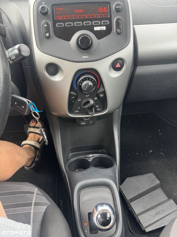 Peugeot 108 - 10