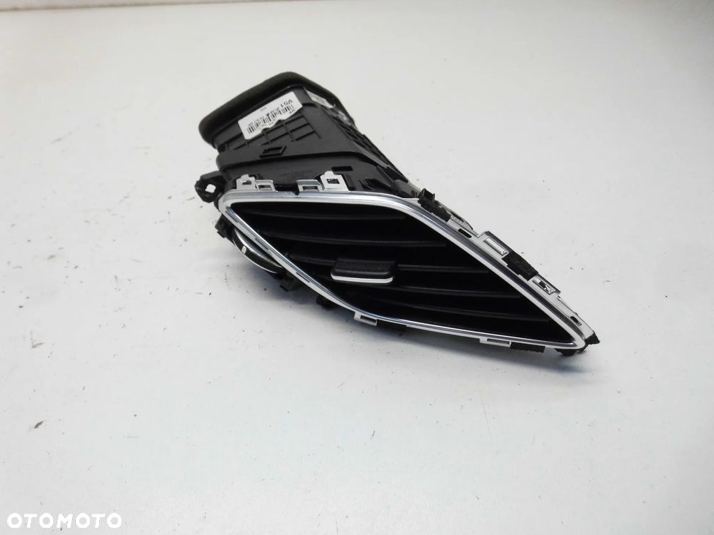 KRATKA NAWIEWU KONSOLI HYUNDAI I40 LEWA