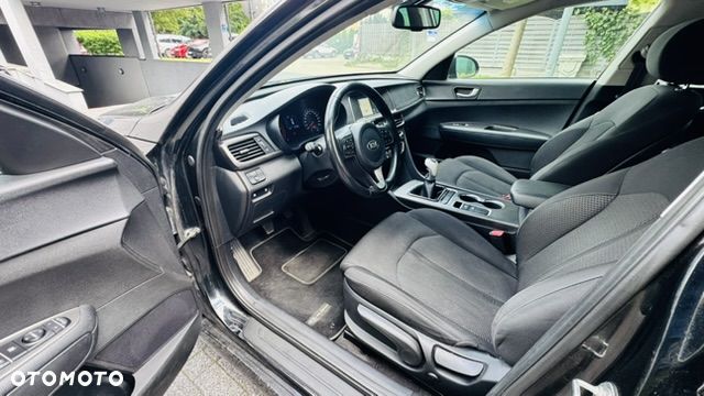Kia Optima - 12