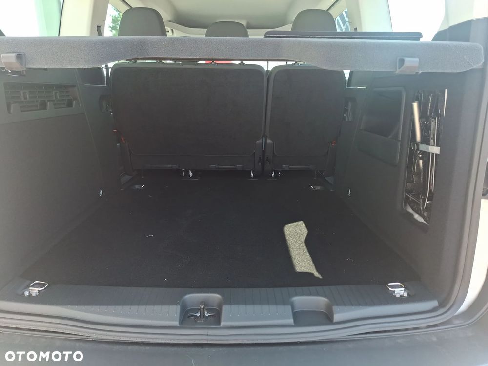 Volkswagen Caddy - 23