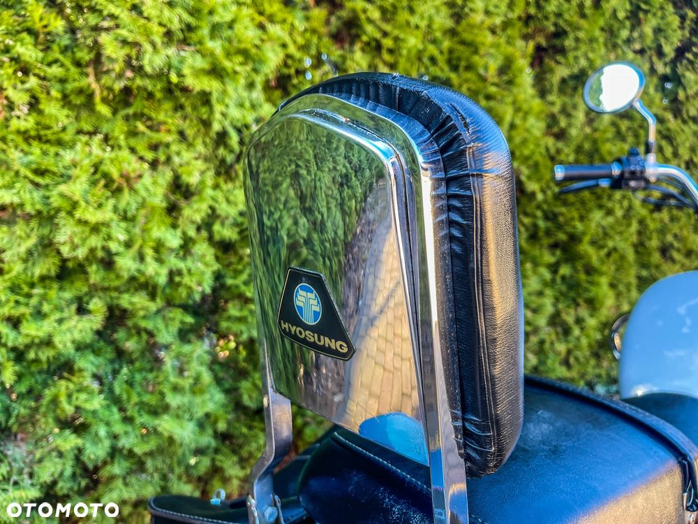 Hyosung GV - 8