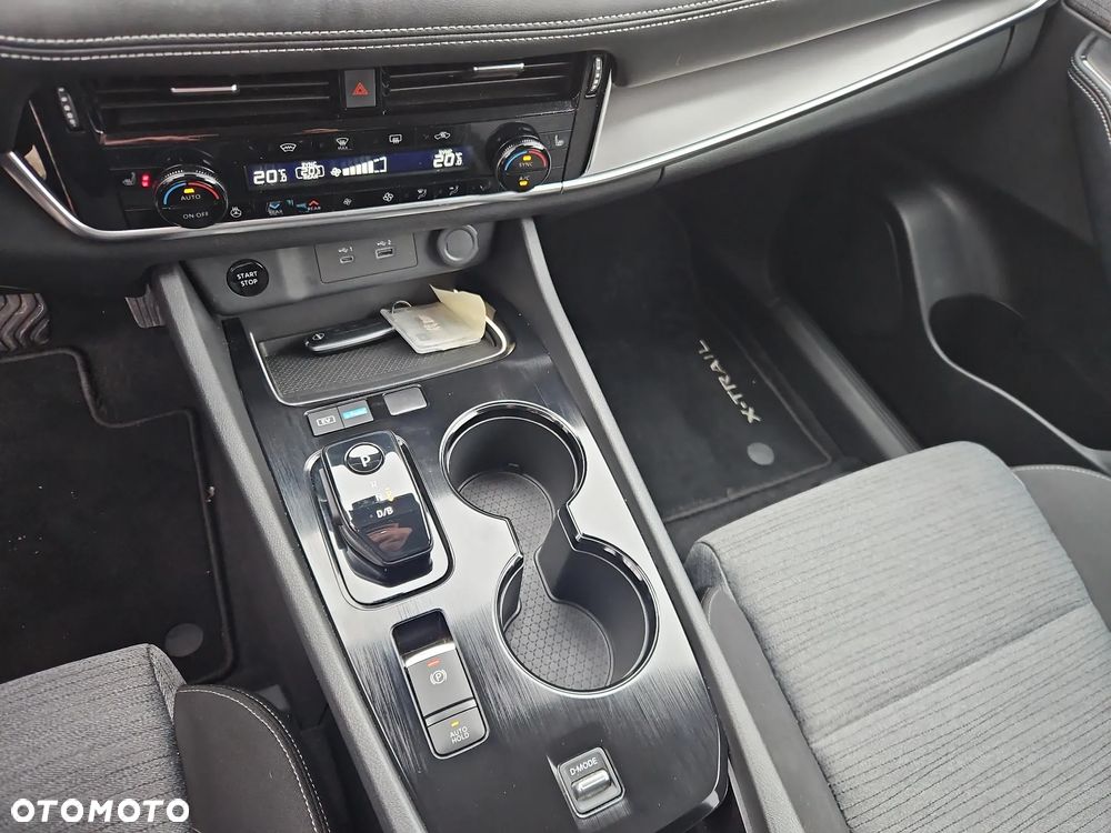 Nissan X-Trail 1.5 VC-T e-POWER N-Connecta 2WD - 16